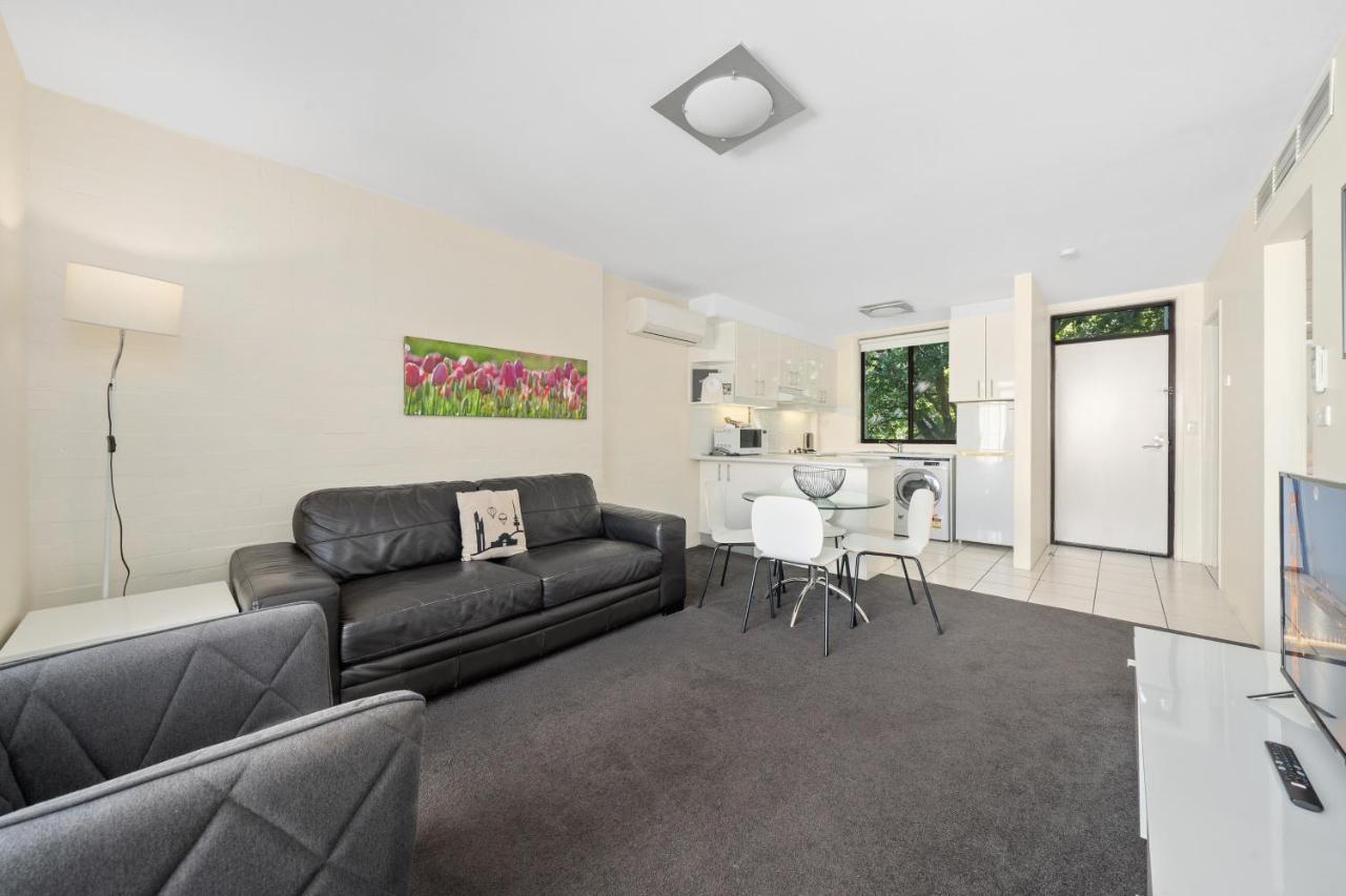 Manuka Park Serviced Apartments Camberra Exterior foto