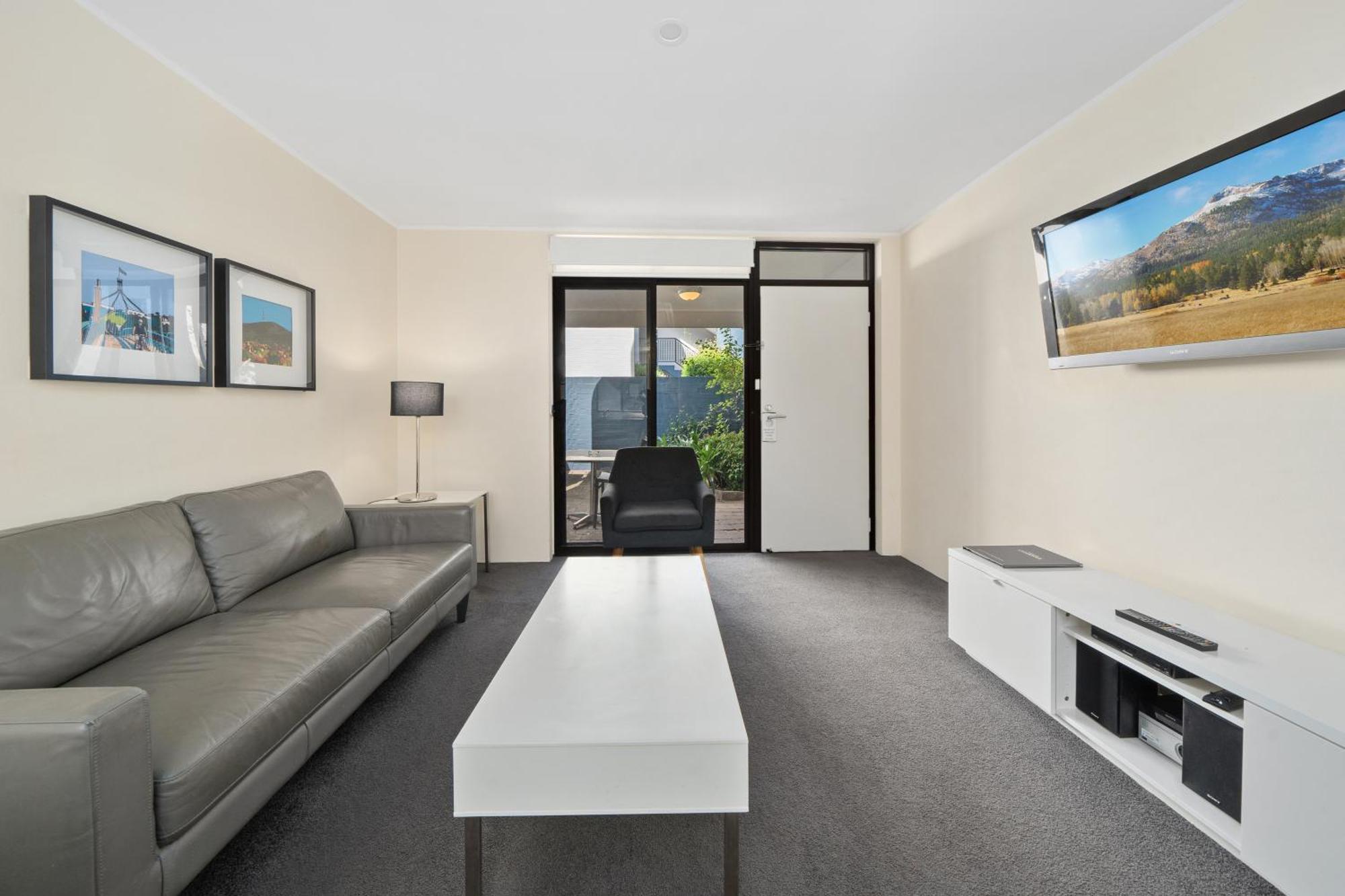 Manuka Park Serviced Apartments Camberra Exterior foto