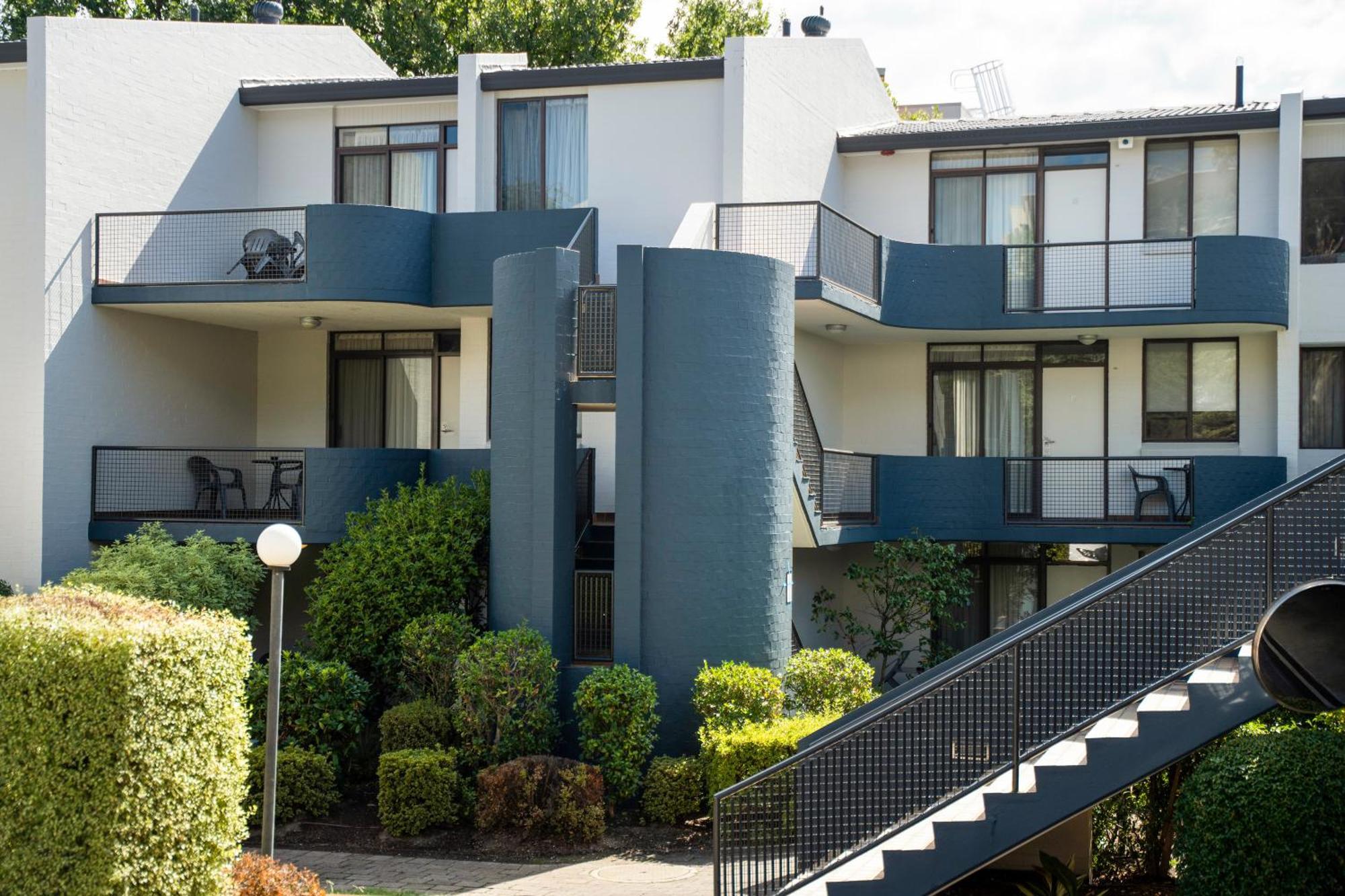 Manuka Park Serviced Apartments Camberra Exterior foto