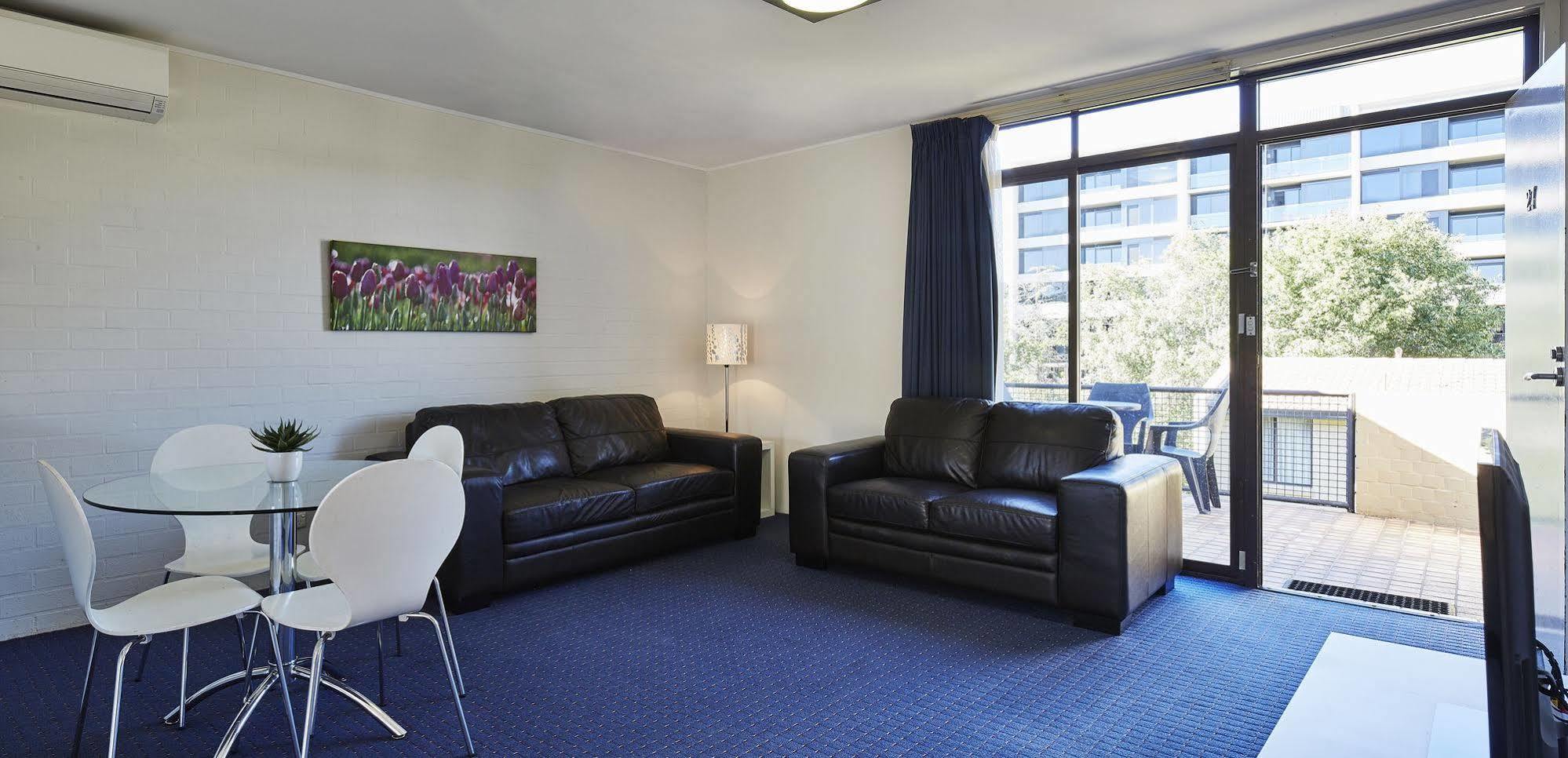 Manuka Park Serviced Apartments Camberra Exterior foto
